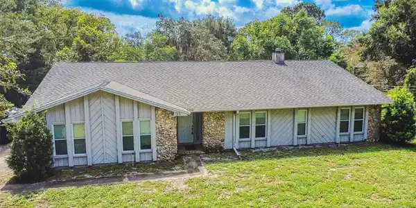 799 E LEHIGH DRIVE