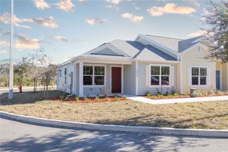 1342 COTTAGE CIRCLE