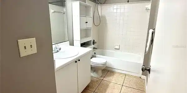 Image 4 Image 4