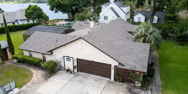 1407 HEMPEL AVENUE