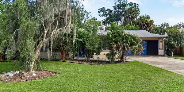 19 BLACKBERRY PLACE