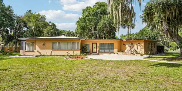 2936 LAKE JOANNA DRIVE