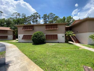 160 LIVE OAK WOODS COURT
