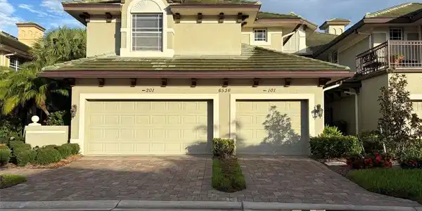 6536 MOORINGS POINT CIRCLE