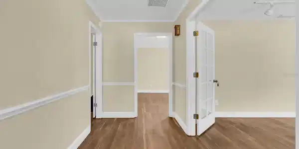 Image 4 Image 4