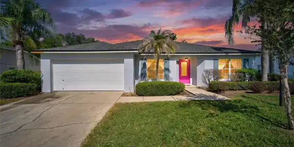 692 JESSANDA CIRCLE