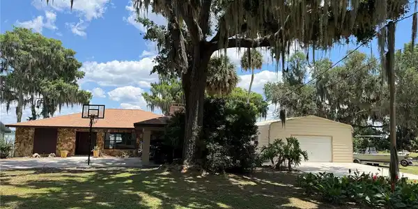 Image 4 Image 4