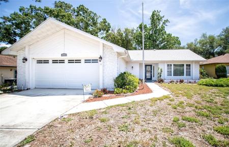 1647 BENTLEY COURT
