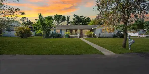 1205 HEIDI LANE S