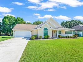 4 OAKLAND POINTE