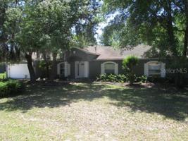 63 HICKORY LOOP