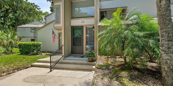 18 MID OAKS