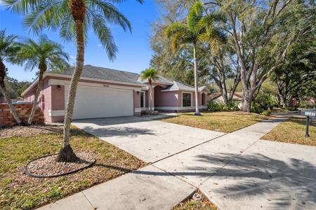 3040 WINDRIDGE OAKS DRIVE
