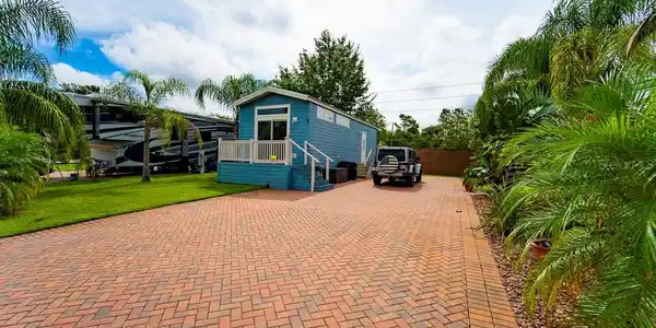 6955 AMANDA VISTA CIRCLE