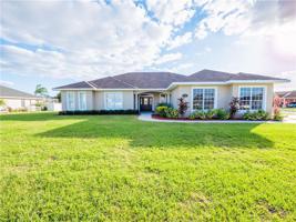 318 LANCEOLATE DRIVE