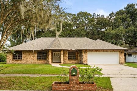 4906 BRIAR OAKS CIRCLE