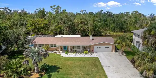 2160 N WATERSEDGE DRIVE