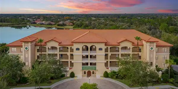7612 LAKE VISTA