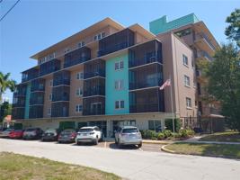 750 BURLINGTON N