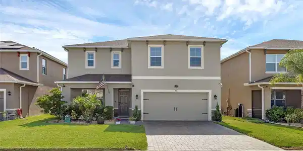 455 LAZIO CIRCLE