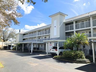 21146 FOUNTAIN VIEW LANE