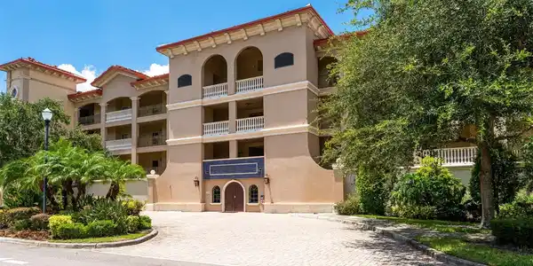 7710 LAKE VISTA