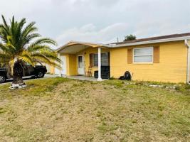 3825 REDWOOD