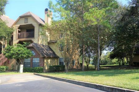 315 LAKEPOINTE DRIVE