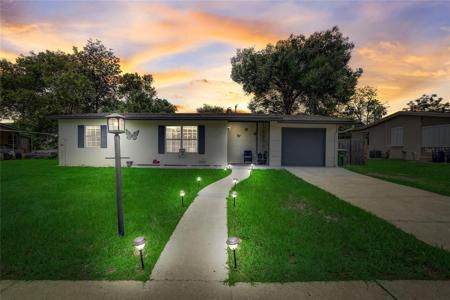 1216 WHITEWOOD