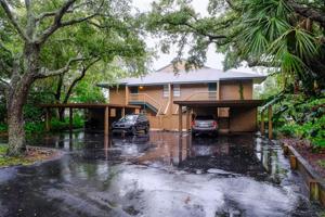 1502 LENNOX E