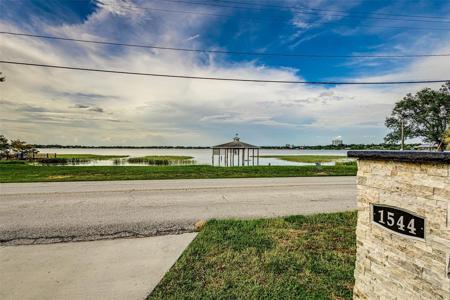 1544 S LAKE HOWARD DRIVE