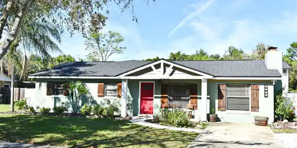 2631 AZALEA DRIVE