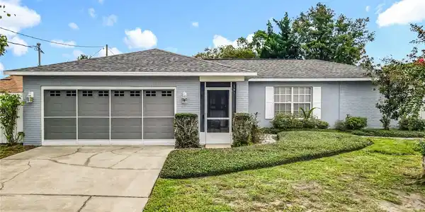 2607 SHEFFIELD DRIVE