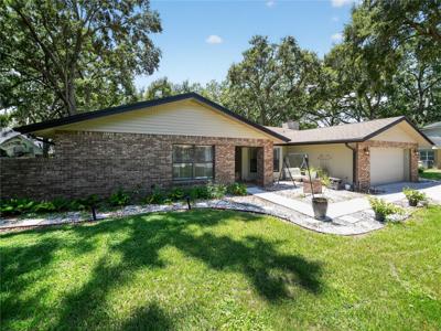 909 HEATHERBROOK DRIVE