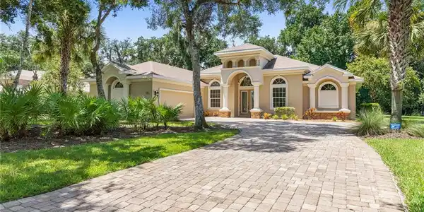 111 WILLOW OAK WAY