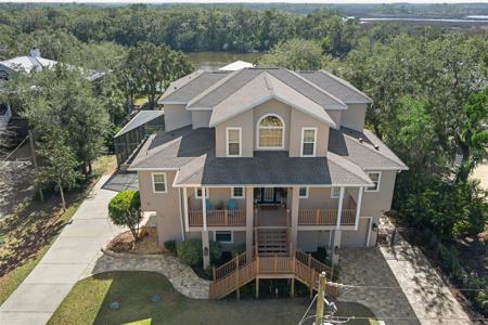 11944 W CREEKSIDE LANE