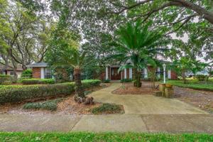 150 SPRING ISLE