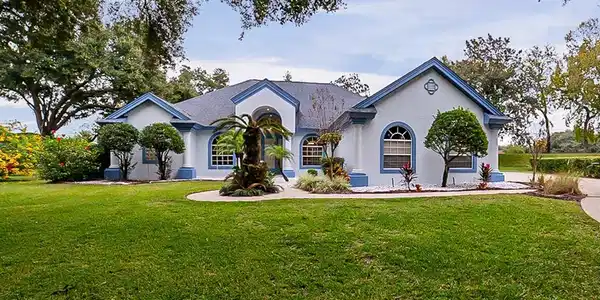 19425 SPRING OAK