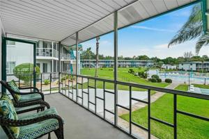 1600 LAKE PARKER