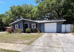 2056 RED CEDAR E
