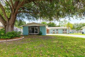 6421 STOCKBRIDGE