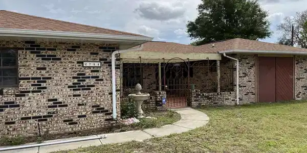 2744 HOWLAND