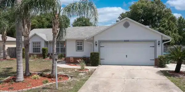 2069 HILLVIEW