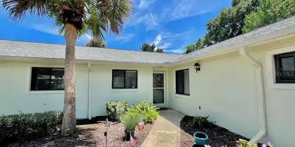30 LAKE FOREST