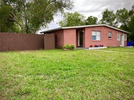 869 HALSTEAD