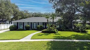 100 SPRINGWOOD