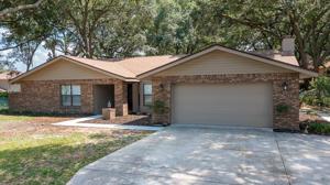 909 HEATHERBROOK