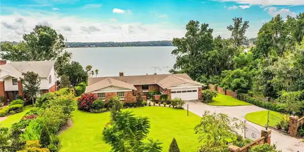 5230 SCOTT LAKE