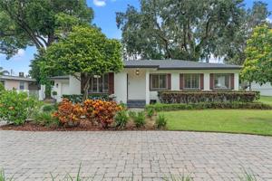 1009 PALM