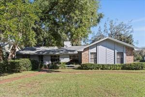 1445 PELICAN BAY